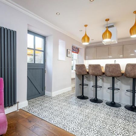 East Cottage * Wood Burning Hot Tub * Garden เซนต์แอนดรูว์ ภายนอก รูปภาพ