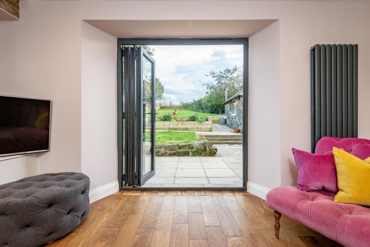 East Cottage * Wood Burning Hot Tub * Garden เซนต์แอนดรูว์ ภายนอก รูปภาพ